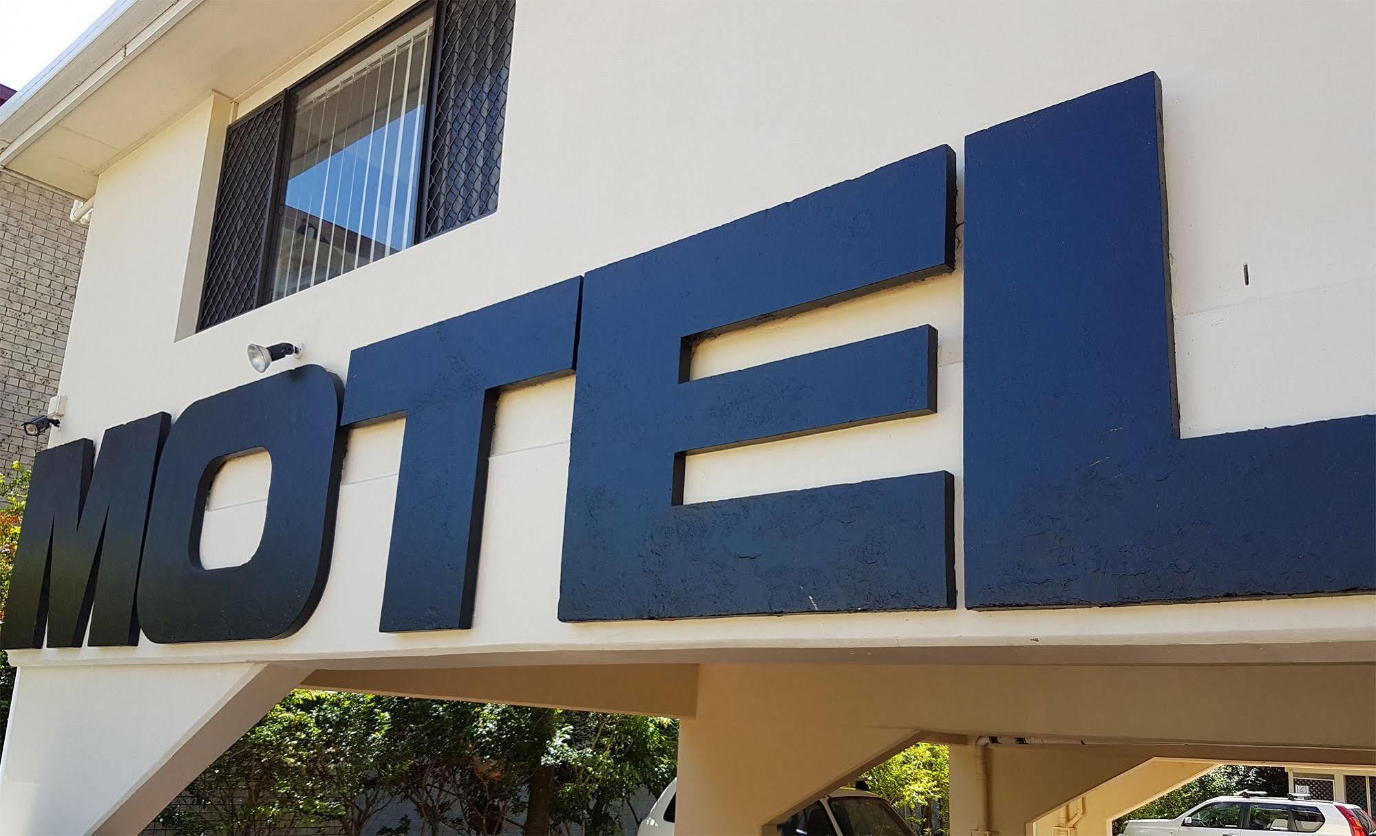 Gold Coast Airport Motel - Only 300 Meters To Airport Terminal Εξωτερικό φωτογραφία